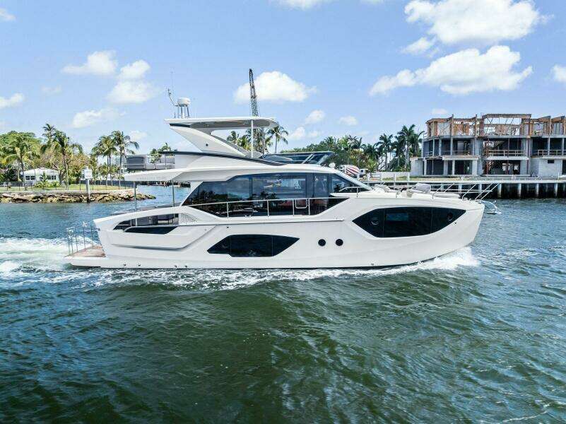 2023 Absolute 52 Fly