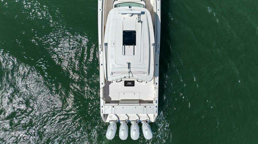 Grady White - Exterior Profile