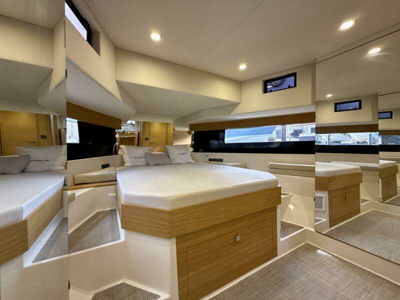 De Antonio - Stateroom