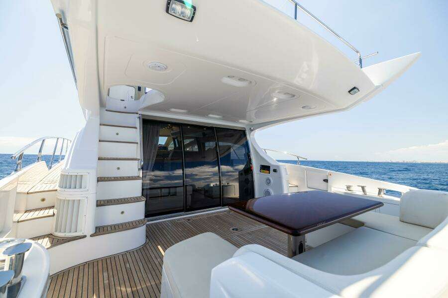 Azimut 64 A/Sea - Exterior Aft Deck