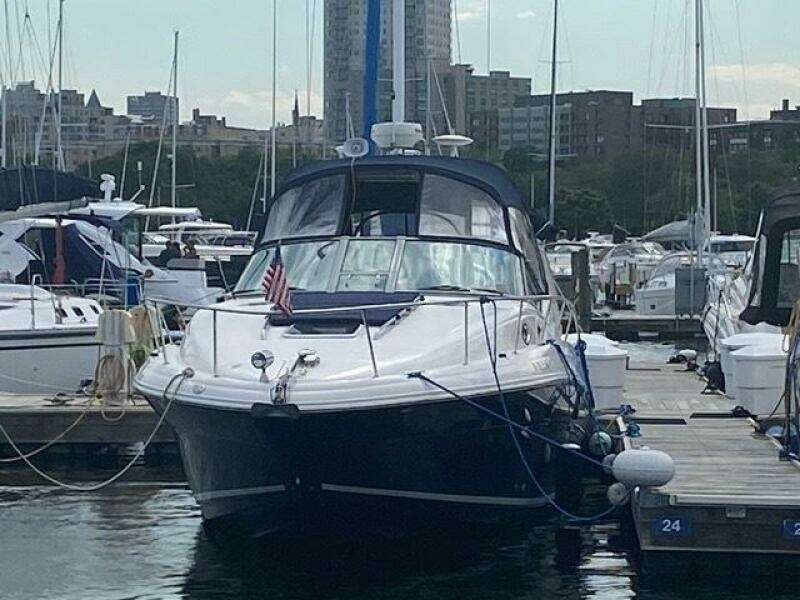 2004 Sea Ray 320 Sun Dancer