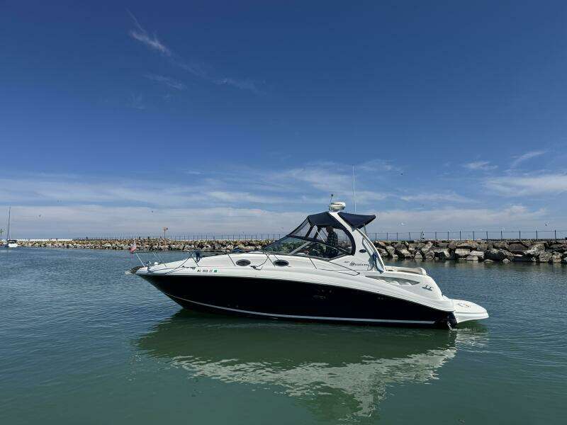 2004 Sea Ray 320 Sun Dancer