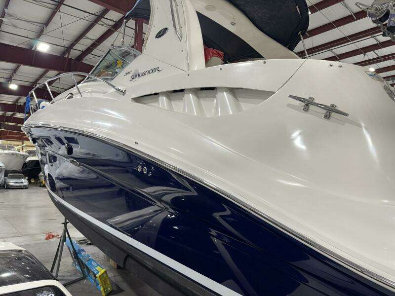 2004 Sea Ray 320 Sun Dancer