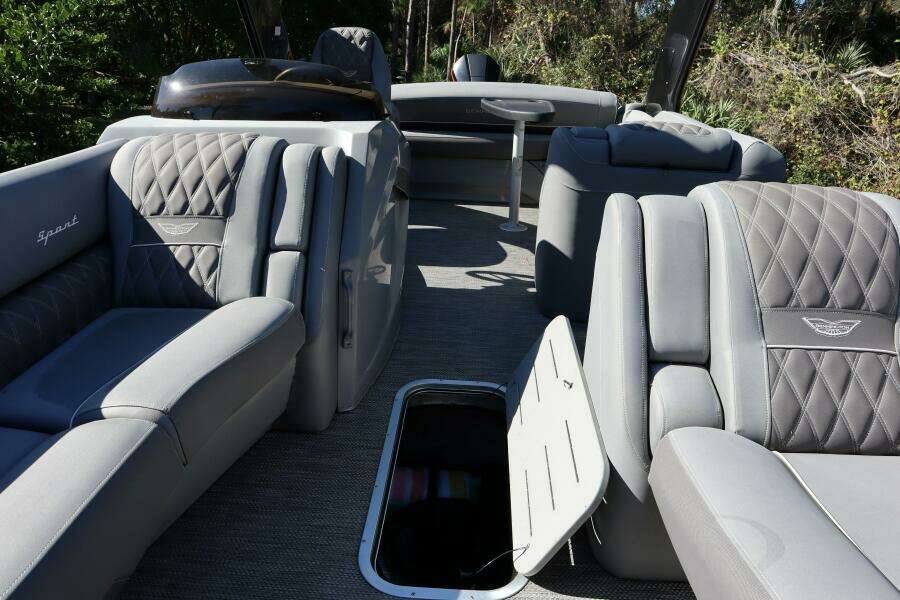 2021 Bennington RX25 Sport