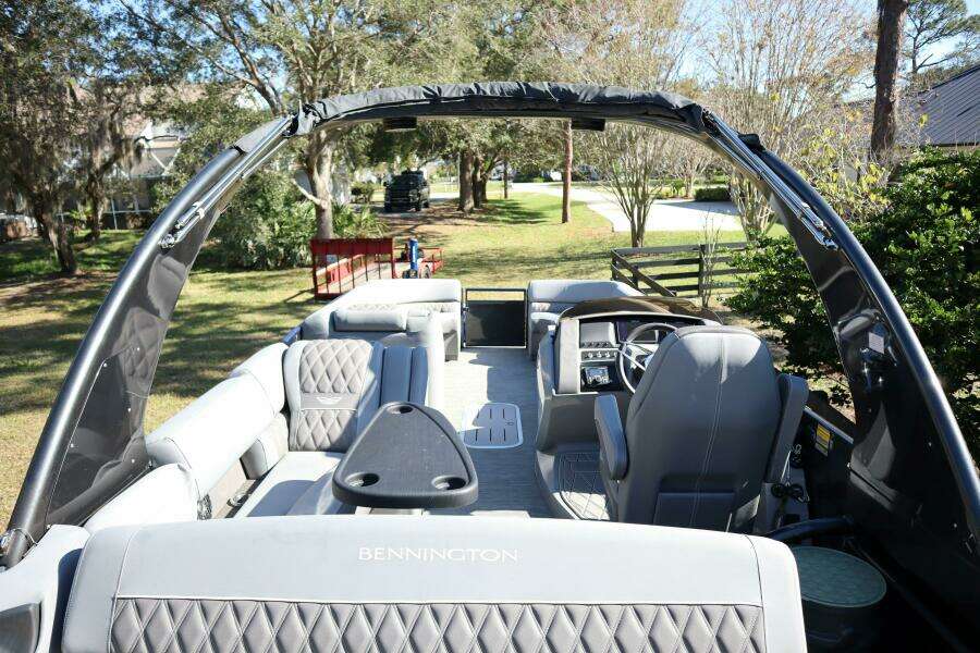 2021 Bennington RX25 Sport