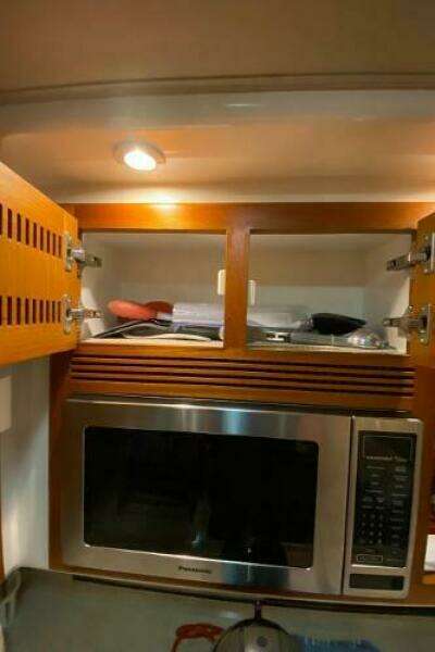 2004 Cabo 45 Express Los Suenos Edition