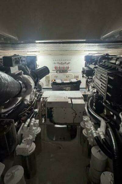 2004 Cabo 45 Express Los Suenos Edition