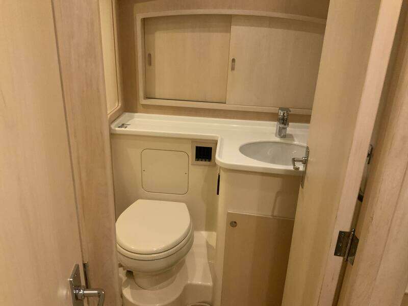 2013 Hinckley Talaria