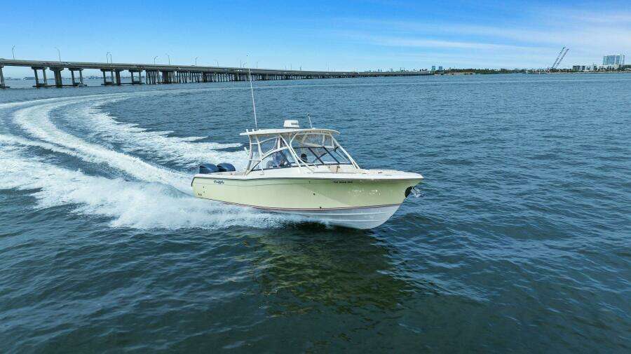 2016 Grady White 28 Freedom
