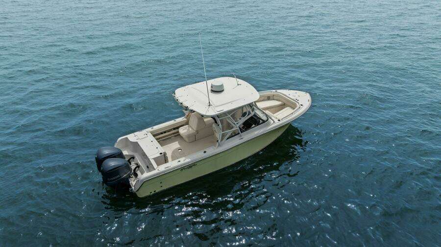 2016 Grady White 28 Freedom