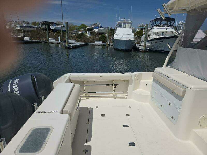 2013 Pursuit 345 Offshore