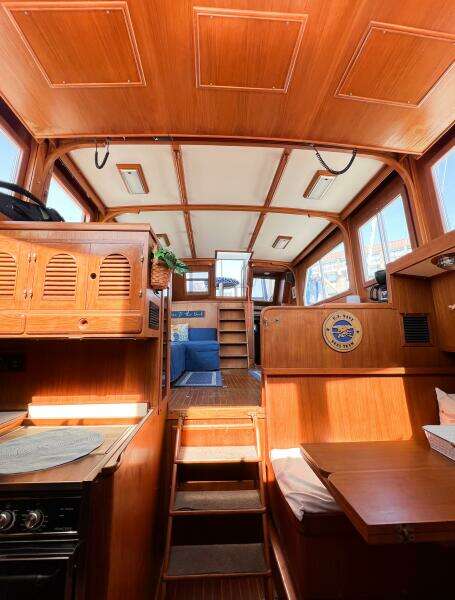 1987 Albin 43 Sundeck