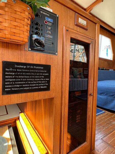 1987 Albin 43 Sundeck