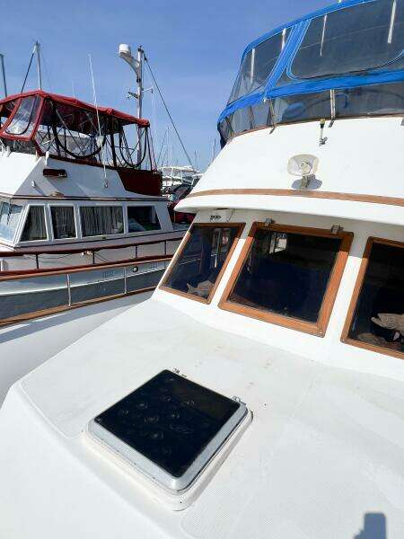1987 Albin 43 Sundeck