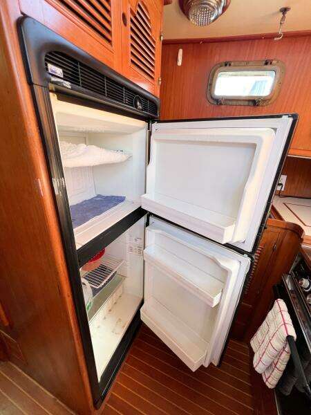 1987 Albin 43 Sundeck