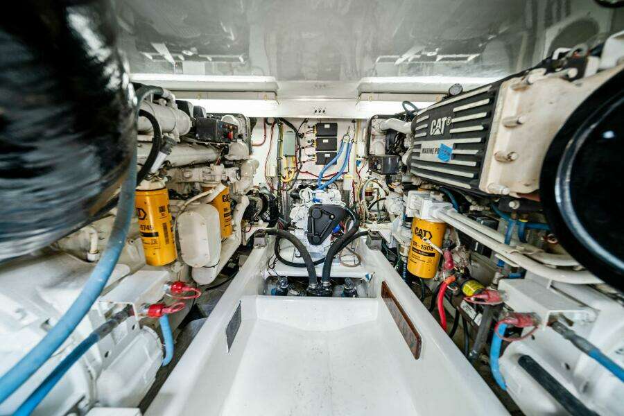 1999 Buddy Davis 52 Express 'Miss Josie'