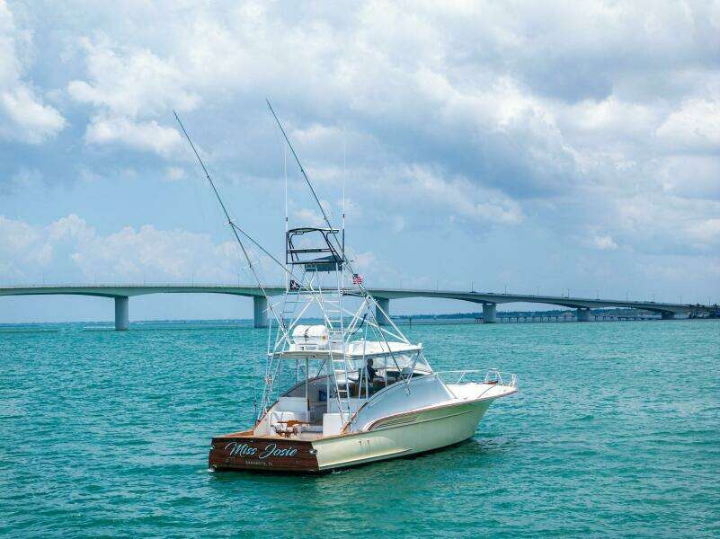 1999 Buddy Davis 52 Express 'Miss Josie'