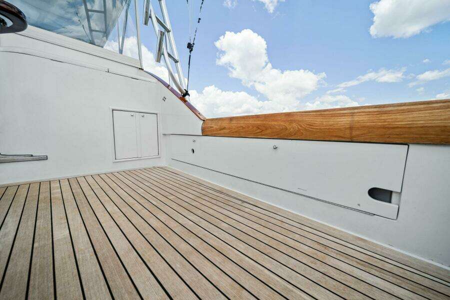 1999 Buddy Davis 52 Express 'Miss Josie'