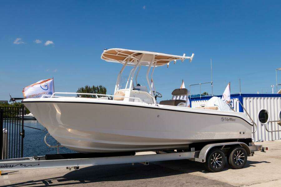 2025 Edgewater 208CC