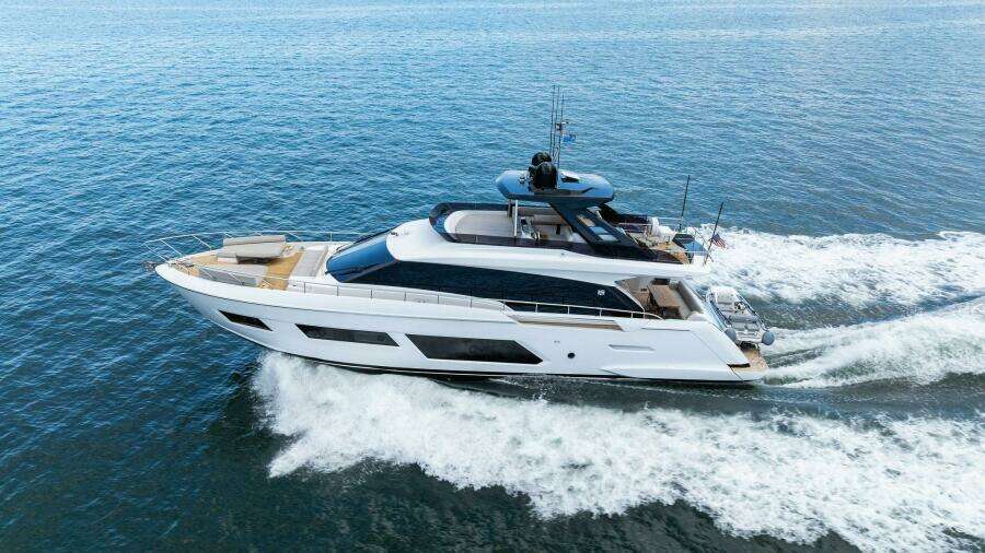 2023 Ferretti Yachts 670