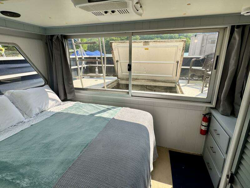 1987 Gibson 14 x 50 Standard