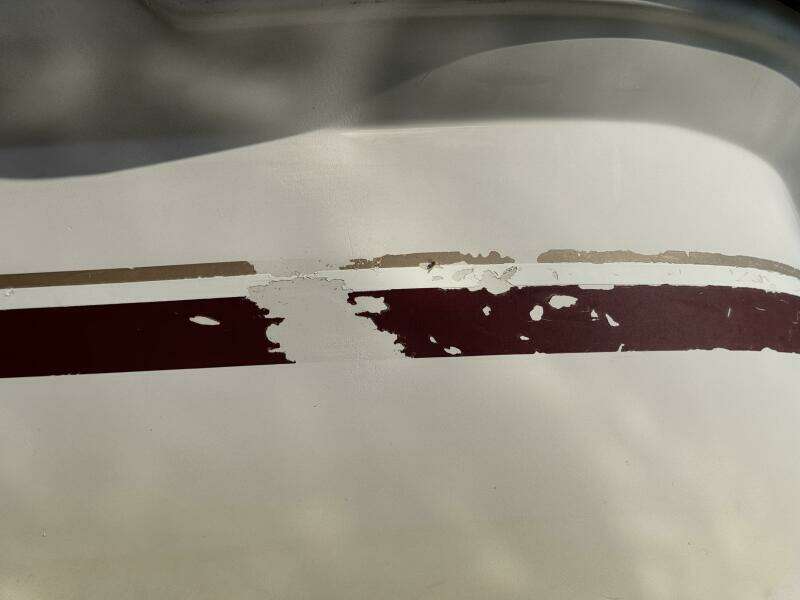 1994 Chaparral Signature 27 Cabin Cruiser