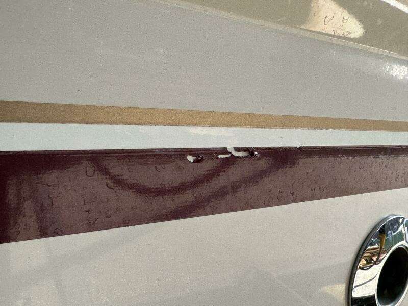 1994 Chaparral Signature 27 Cabin Cruiser