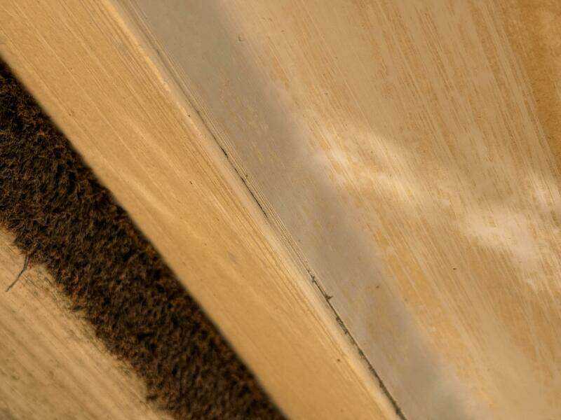 1994 Chaparral Signature 27 Cabin Cruiser