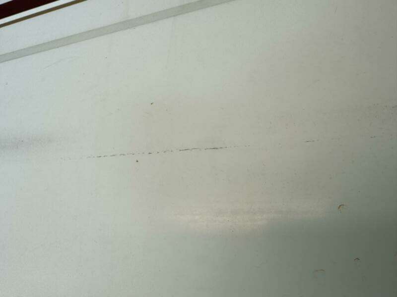 1994 Chaparral Signature 27 Cabin Cruiser