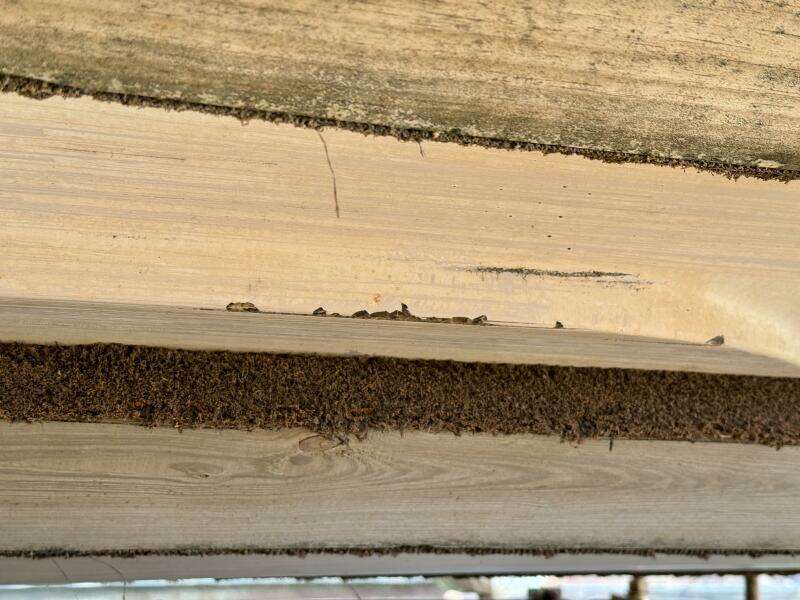 1994 Chaparral Signature 27 Cabin Cruiser