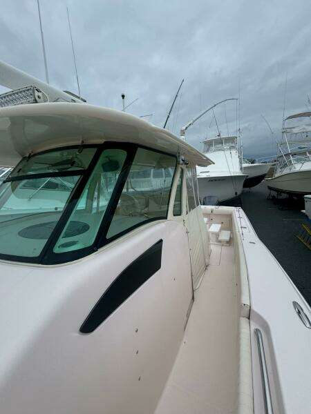 2014 Grady-White Canyon 376