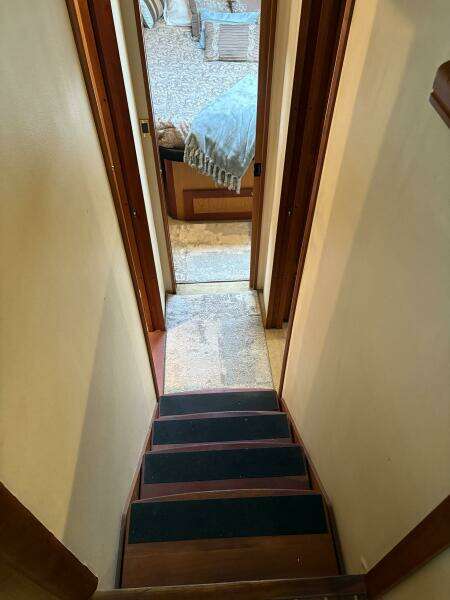 2005 Luhrs 41 Convertible "Rabbit Hole"