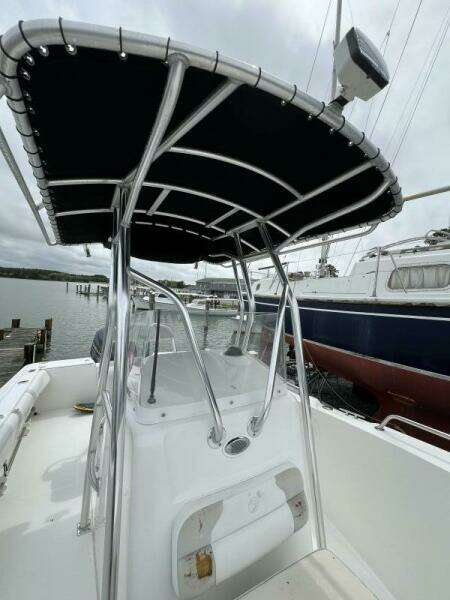 2011 Edgewater 205CC