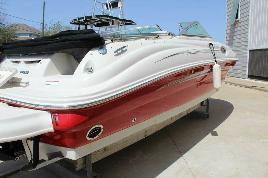 2008 Sea Ray 240 Sundeck