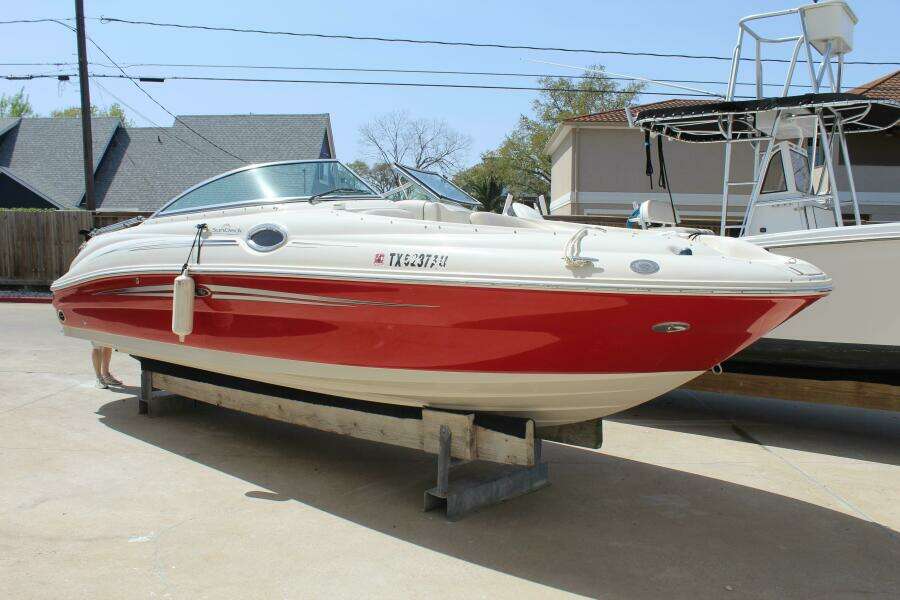 2008 Sea Ray 240 Sundeck