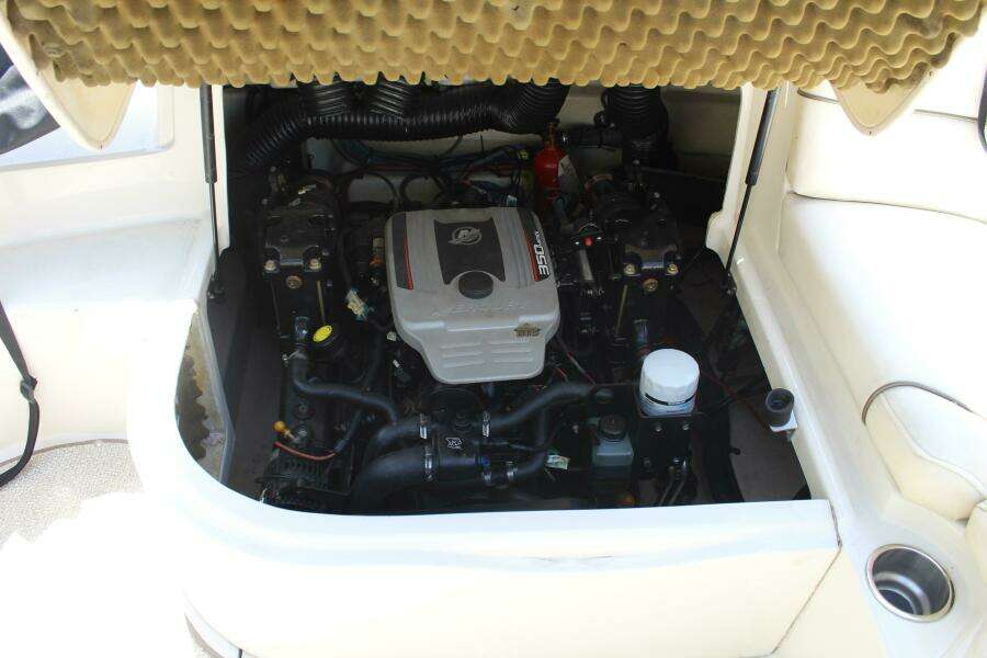 2008 Sea Ray 240 Sundeck