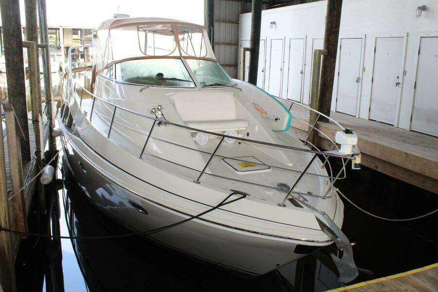 2004 Carver 360 Mariner