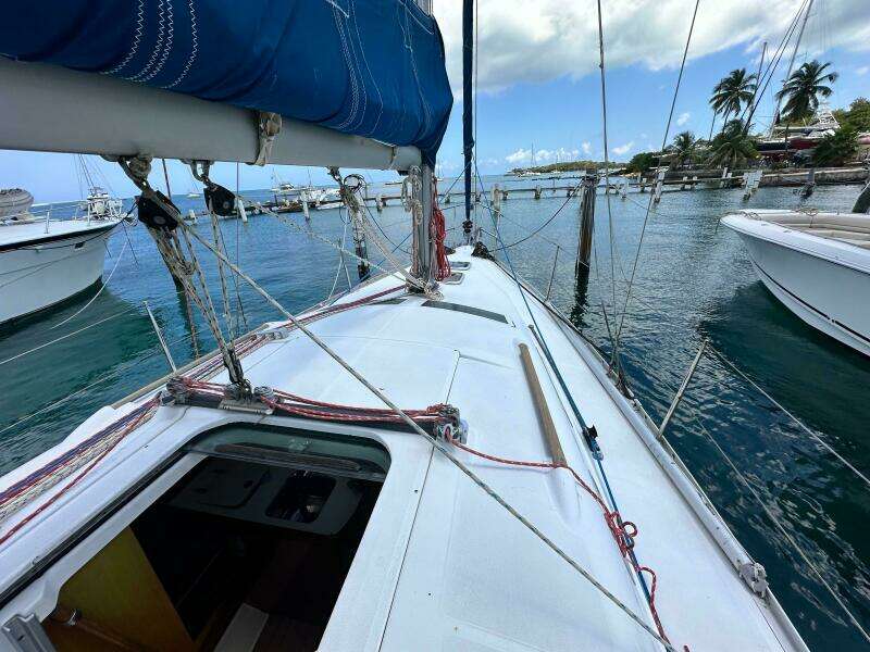 2007 Beneteau Oceanis Clipper 323