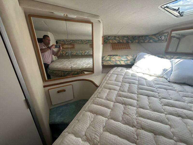 1994 Sea Ray 370 Sundancer