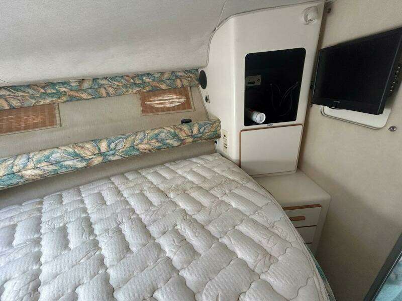 1994 Sea Ray 370 Sundancer