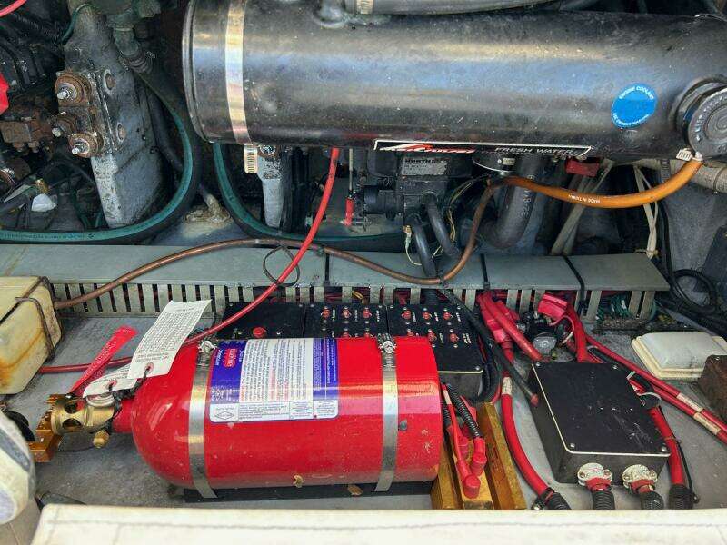 1994 Sea Ray 370 Sundancer