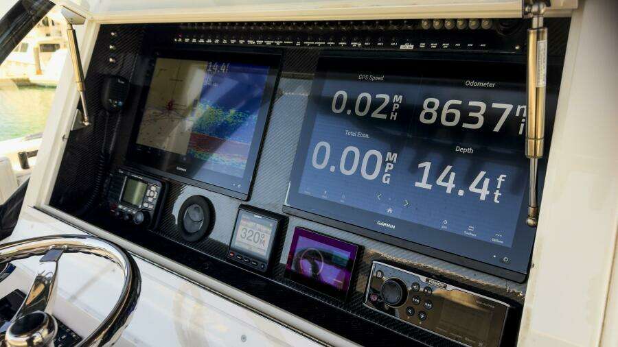 2019 SeaHunter 39 CC - CHIRON39