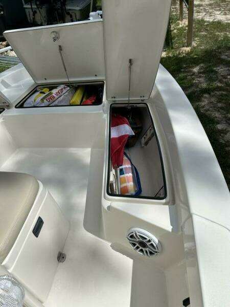 2017 Pathfinder 2200 TRS