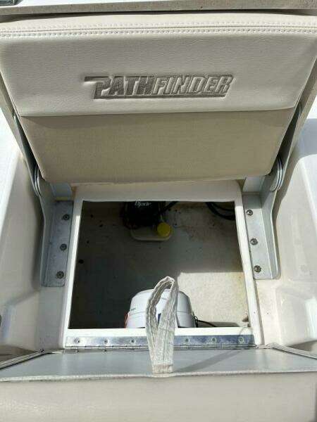 2017 Pathfinder 2200 TRS