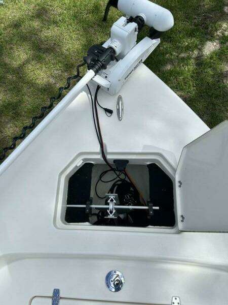 2017 Pathfinder 2200 TRS