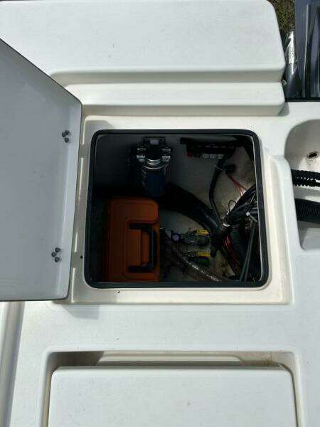 2017 Pathfinder 2200 TRS