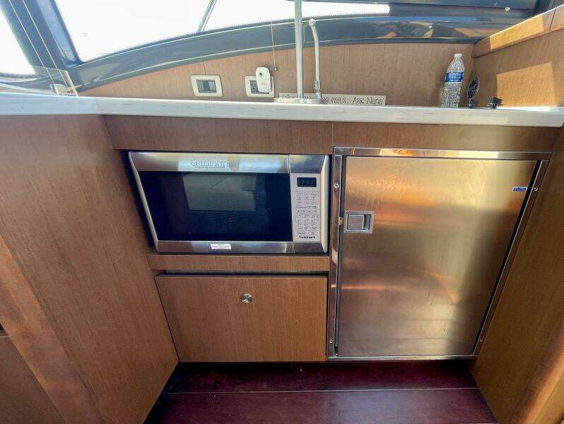 2017 Sea Ray 400 Sundancer