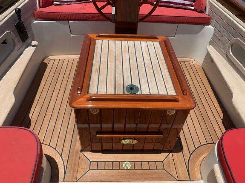 2001 Wajer 24 Captains Launch