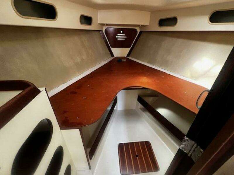 1983 Pearson 303 Sloop