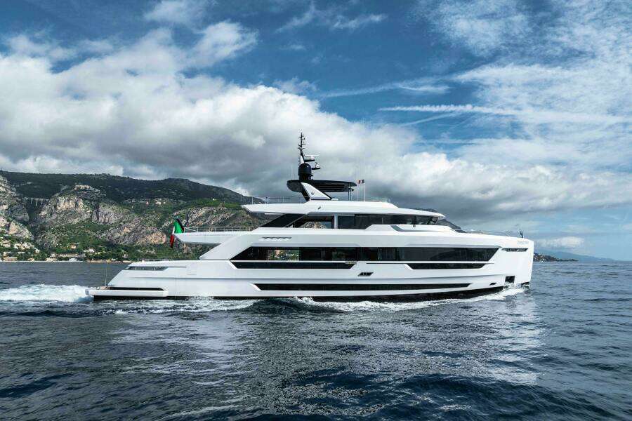 2028 Ocean King DUCALE 120